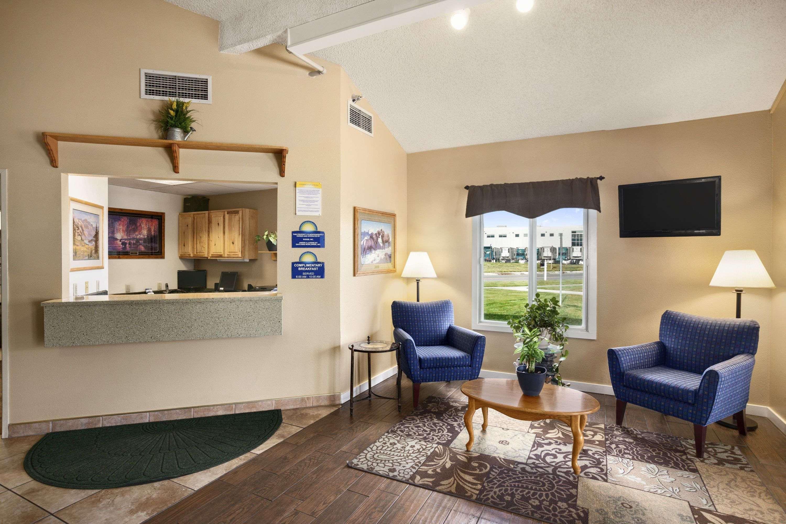 Days Inn By Wyndham Billings Exterior photo
